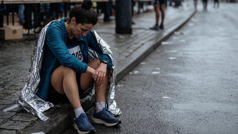 DNF verarbeiten: Rennabbruch psychologisch einordnen